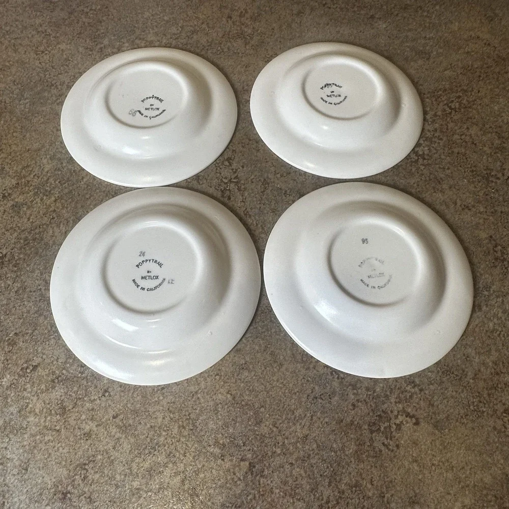 Vintage 1960's Poppytrail Metlox Sculptured Daisy Bread Plates Set Of 4 USA